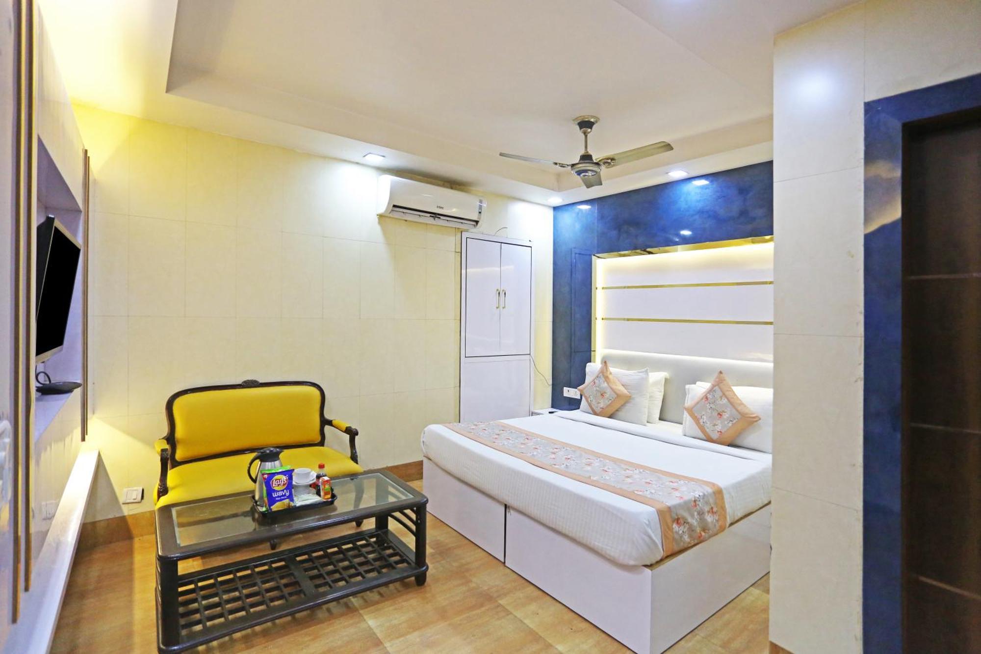Hotel Preet Palace -5 Mints Walk From Nizamuddin Railway Station Нью-Дели Экстерьер фото
