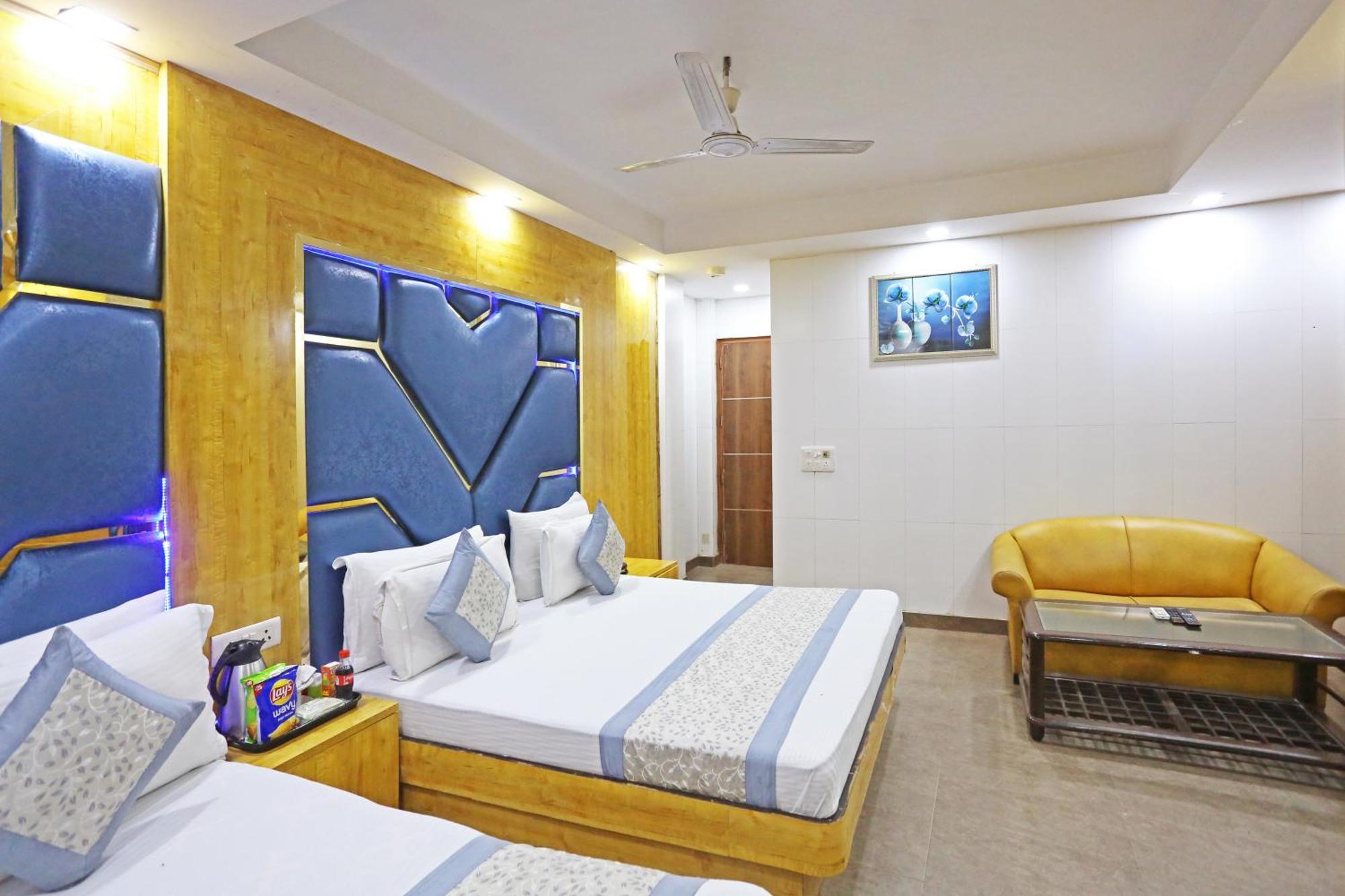 Hotel Preet Palace -5 Mints Walk From Nizamuddin Railway Station Нью-Дели Экстерьер фото