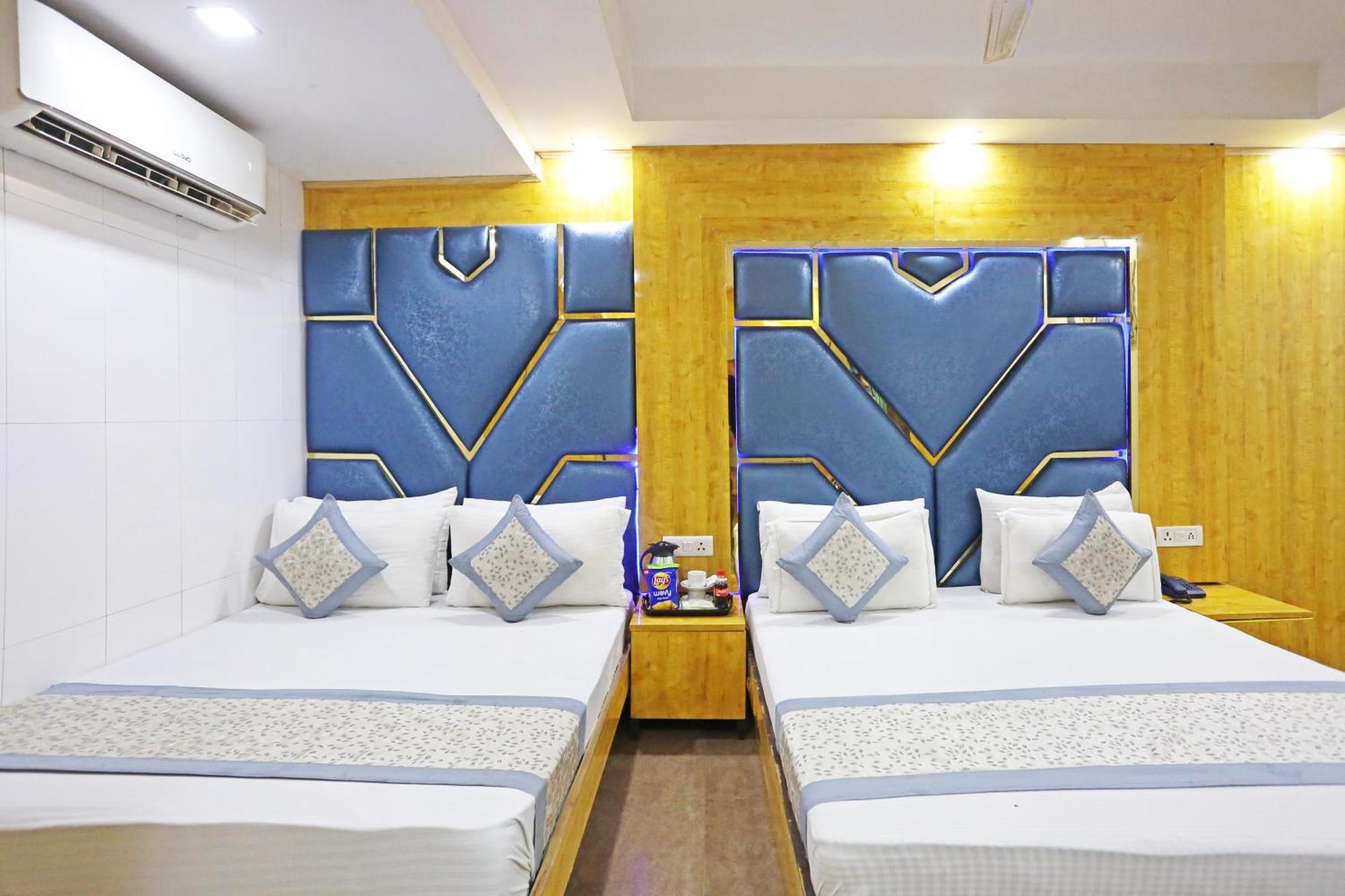 Hotel Preet Palace -5 Mints Walk From Nizamuddin Railway Station Нью-Дели Экстерьер фото