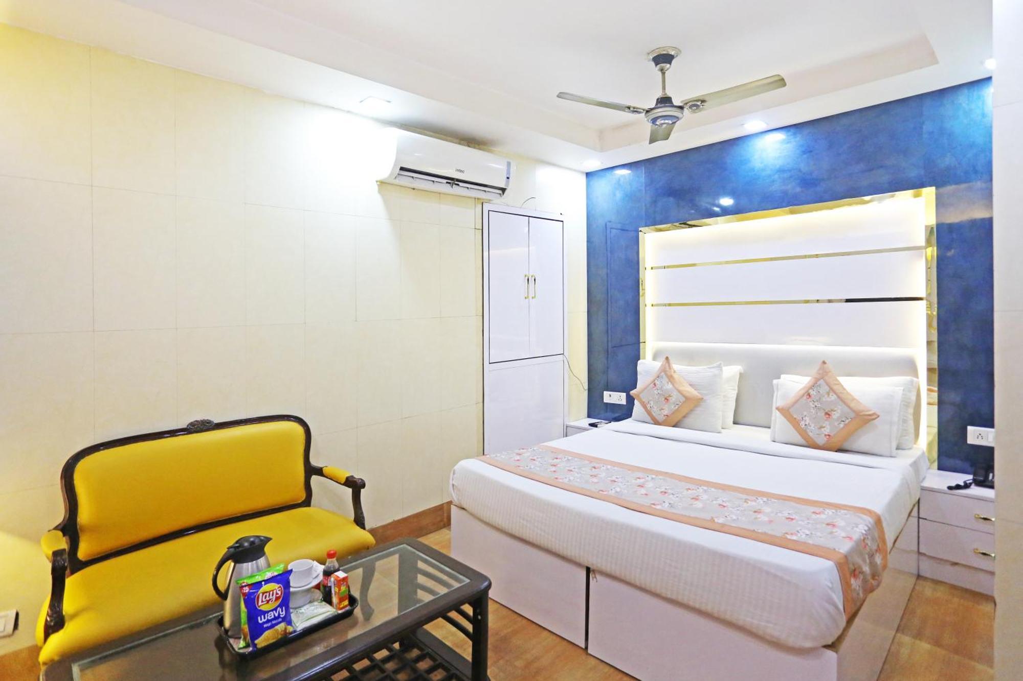 Hotel Preet Palace -5 Mints Walk From Nizamuddin Railway Station Нью-Дели Экстерьер фото